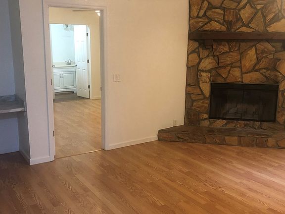 5th image of 161 Sneads Dr