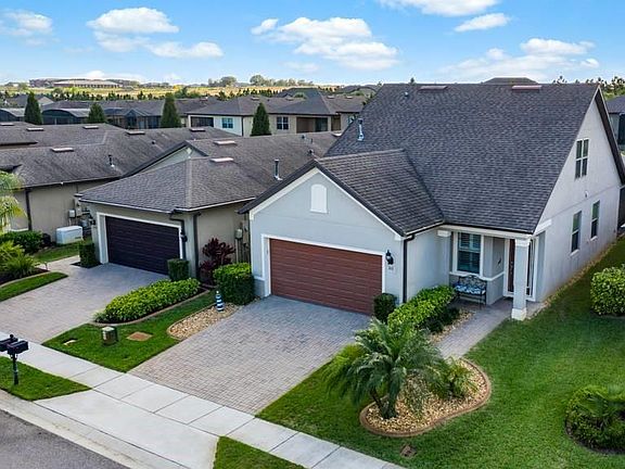 3rd image of 511 Pamplona Pl
