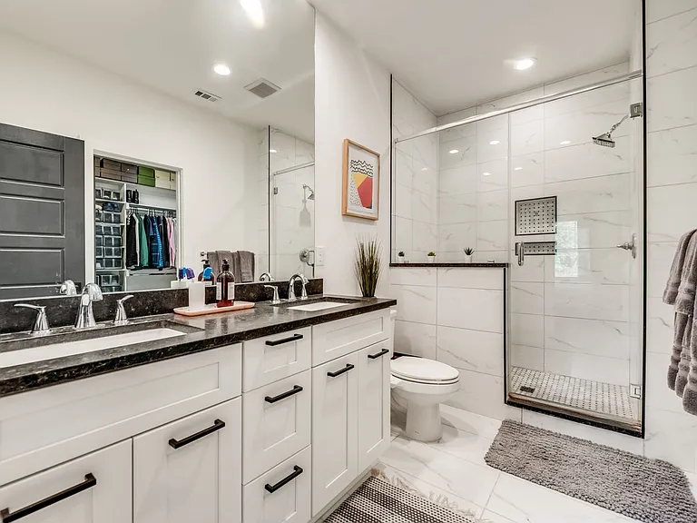 3001 Fernwood Ave — Photo 16