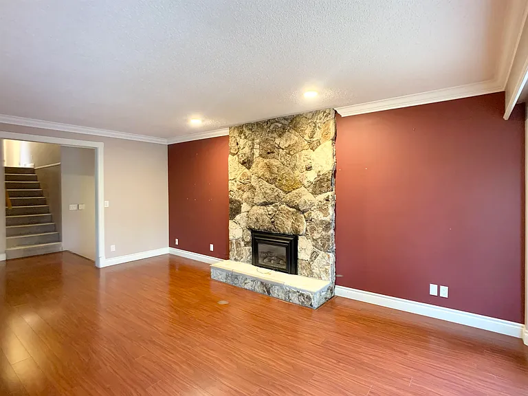 8540 Wagner Dr — Photo 12
