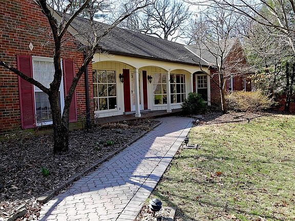 4th image of 7400 Granbury Cir