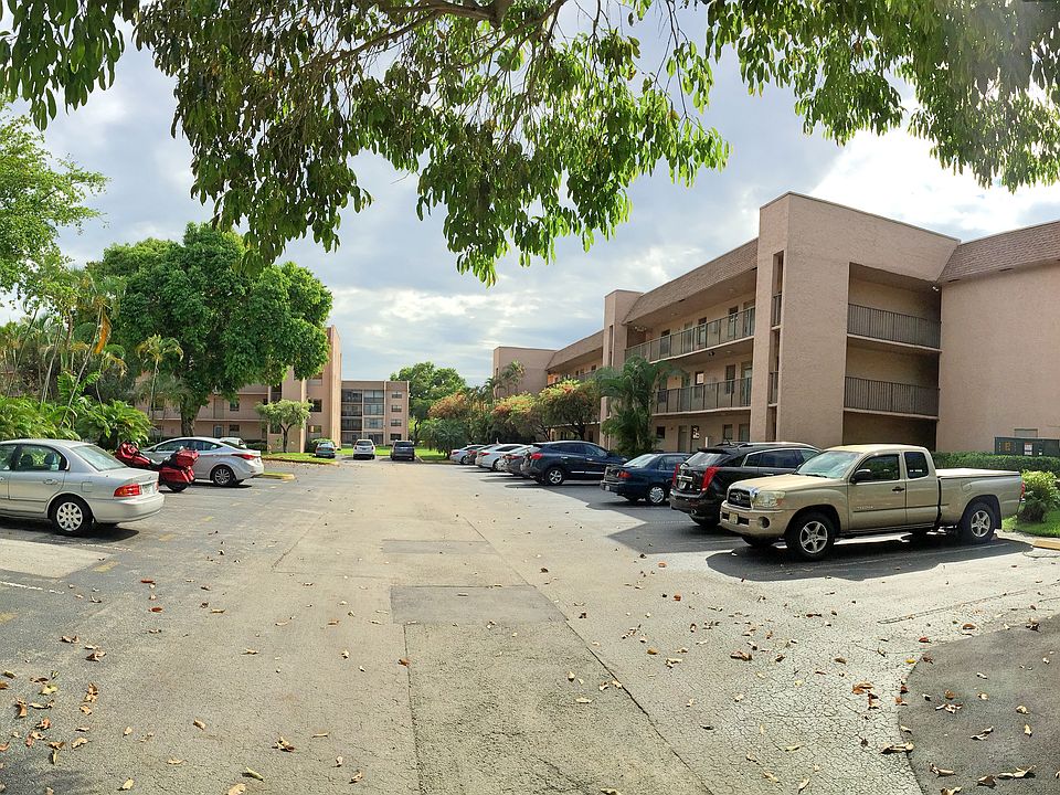 1st image of 10130 Sunrise Lakes Blvd APT 303