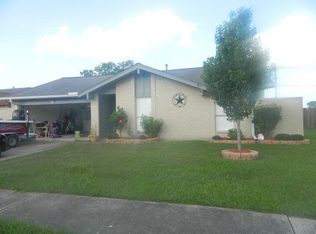 15 Wagon Lane Loop, Angleton, TX 77515