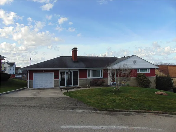 120 Davis St, Connellsville, PA 15425