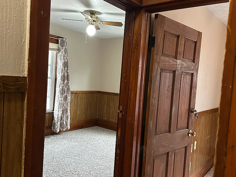 396 Sumner St — Photo 22