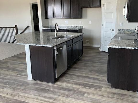 3rd image of 5470 Chantry Dr