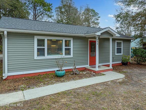 4th image of 206 N Fodale Avenue