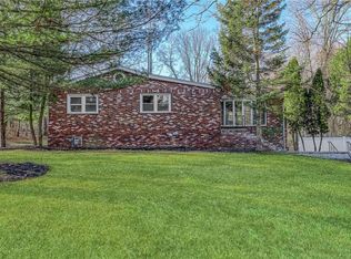 23 Wilshire Dr, Spring Valley, NY 10977