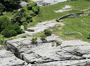 565 Tuckerman Ave, Middletown, RI 02842