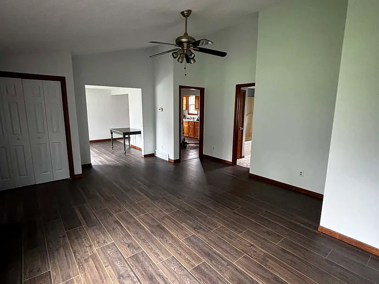 92 Daytona Ave — Photo 12