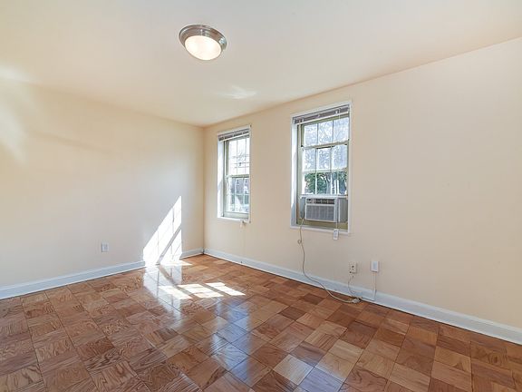 5th image of 1401 Sheridan St NW #B-5