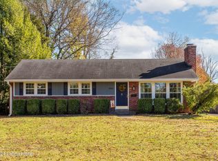 4240 Westport Ter, Woodlawn Park, KY 40207