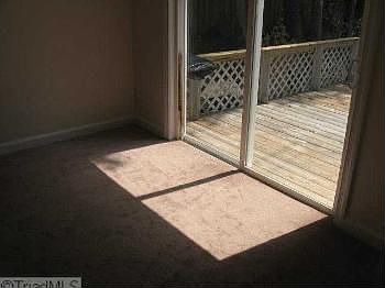 3rd image of 2529 Fernwood Dr