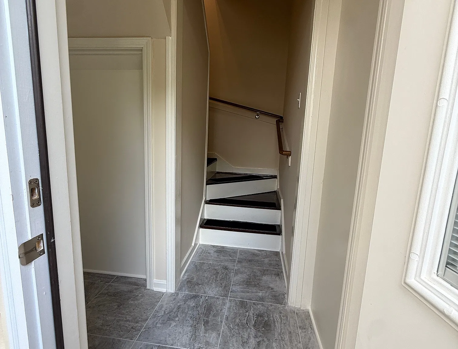 1 bed, $995 — Photo 3