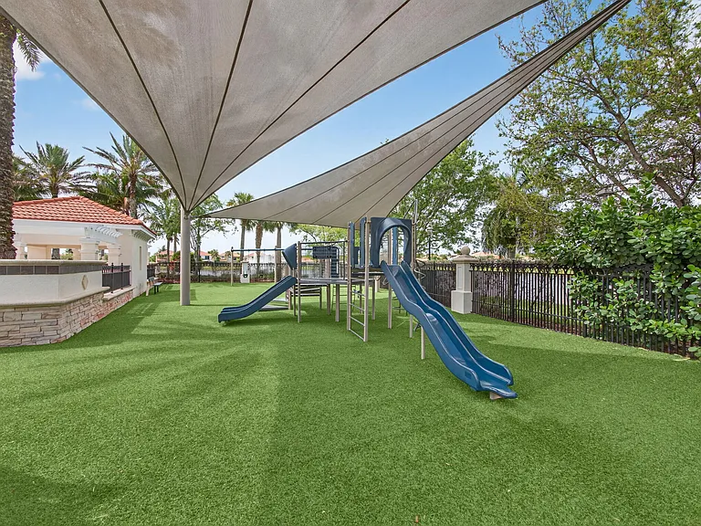 12054 Aviles Circle Palm — Photo 54