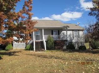 135 Kanes Ct, Jonesborough, TN 37659