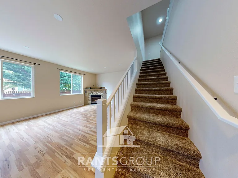 7084 Bailey St SE — Photo 12