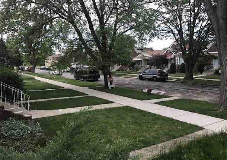 2nd image of 7132 S Troy St