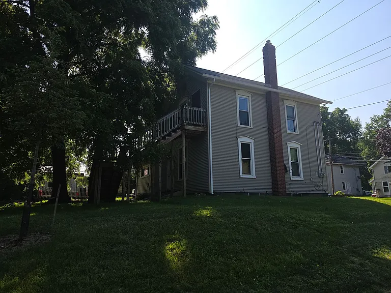 245 Cherry St — Photo 2