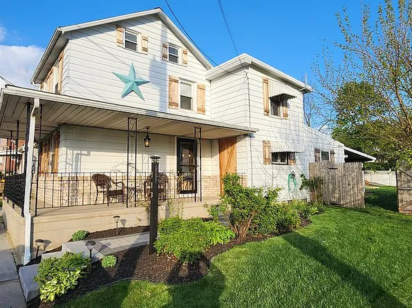 113 W 2nd St, Bernville, PA 19506