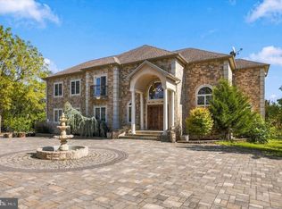 3371 Paper Mill Rd, Huntingdon Valley, PA 19006