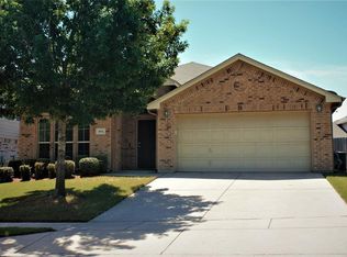 6033 Red Drum Dr, Fort Worth, TX 76179
