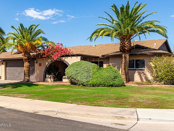3rd image of 248 E BRENTRUP Drive