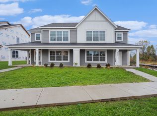 870 Main St, Holland, MI 49423
