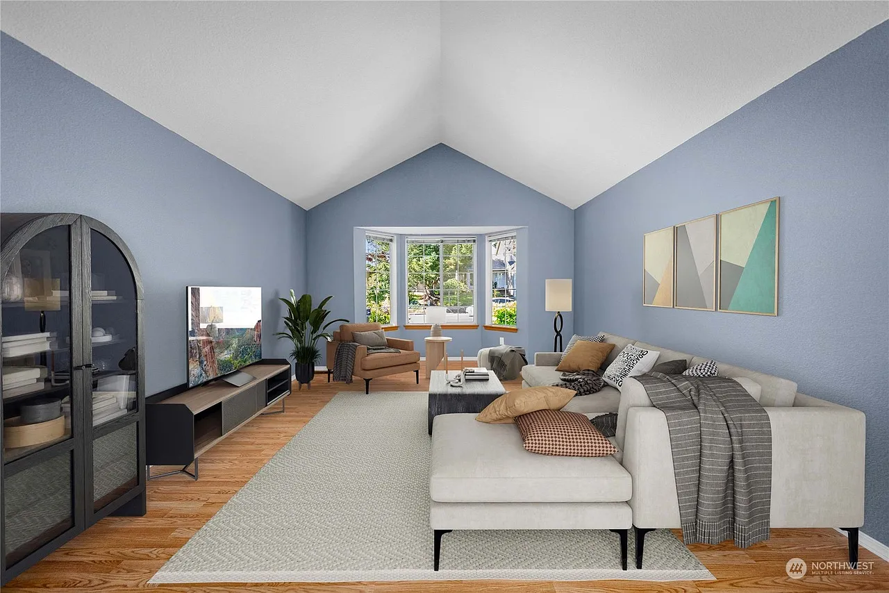 4 bed, 1810 sqft, $3,560 — Photo 3