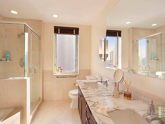 5th image of 401 E 60th St APT 23A