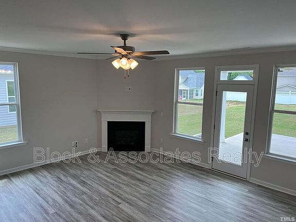 3rd image of 248 Streamliner Blvd
