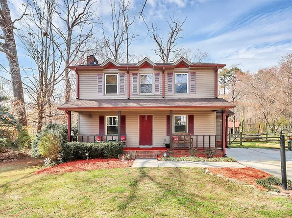 335 Deep Forest Ct, Gastonia, NC 28056