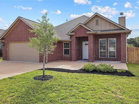 3rd image of 908 Dove Chase Ln