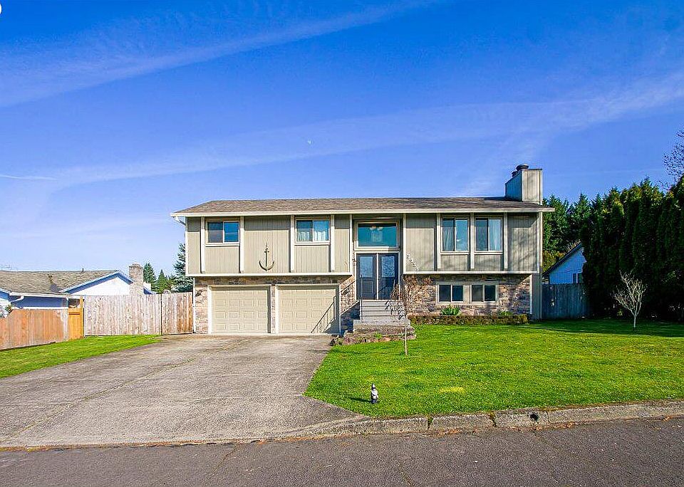 1st image of 8411 NE 30th Ave