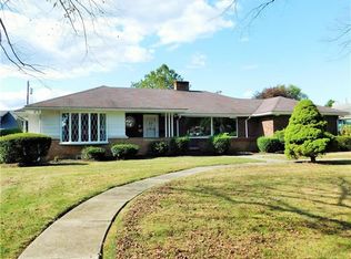 1029 Carlisle St, Natrona Heights, PA 15065