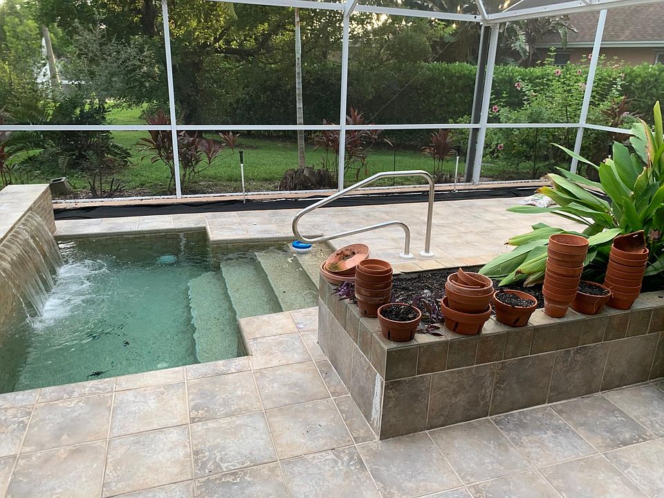 2nd image of 119 Plantation Cir