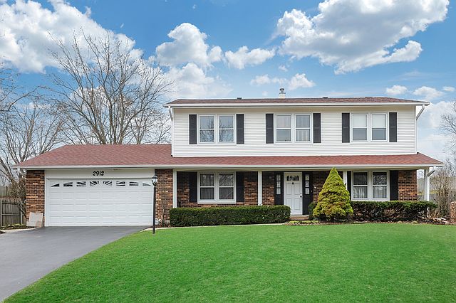 1st image of 2912 Lexington Ln