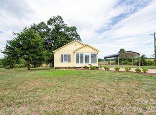 3837 Harris Creek Rd, Lawndale, NC 28090