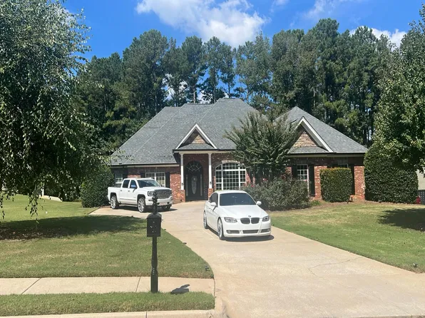 1259 McAllistar Dr, Locust Grove, GA 30248