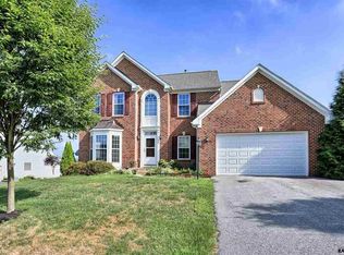 216 Glen Ave, Glen Rock, PA 17327