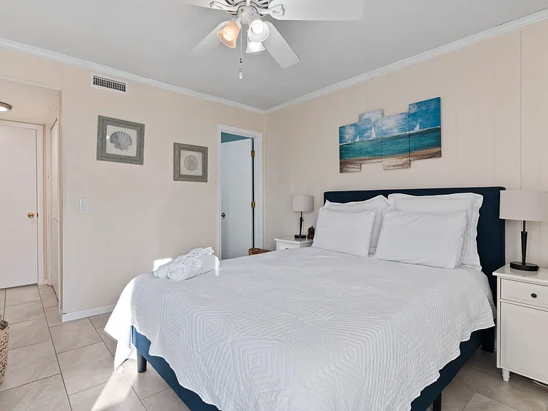 9620 Shore Dr #101 — Photo 13