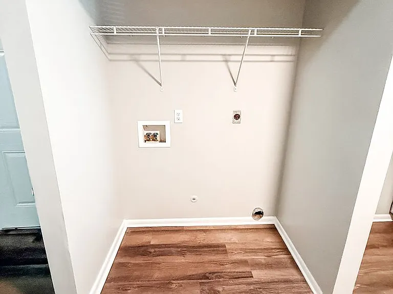 5228 McIntyre Rd — Photo 4