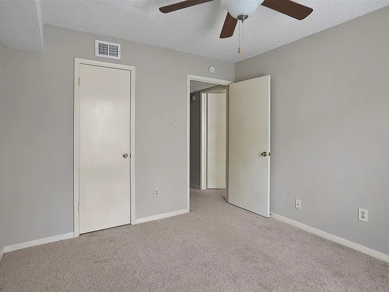 2121 Hepburn St #613 — Photo 5