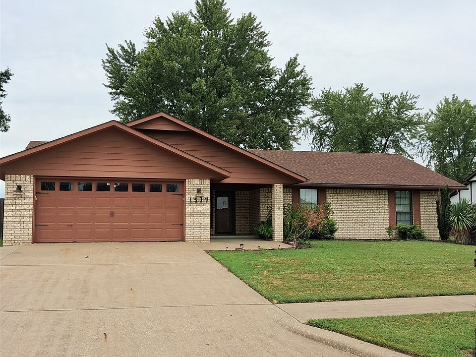 1st image of 1517 Merlin Cir
