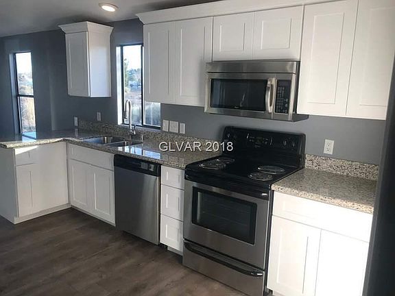 3rd image of 80 Jewell Dr