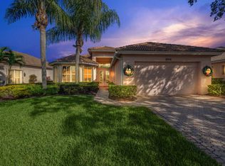 8918 First Tee Rd, Port Saint Lucie, FL 34986