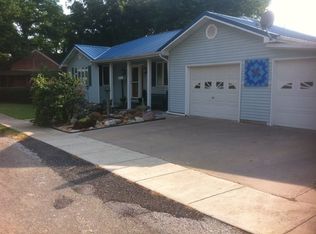 206 S Charles St, Arenzville, IL 62611