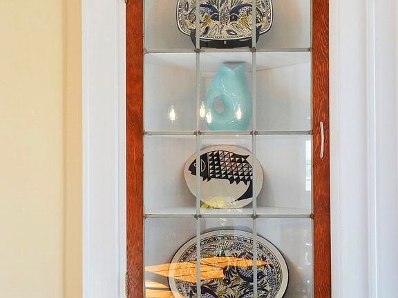 Dining Room built -in cabinets