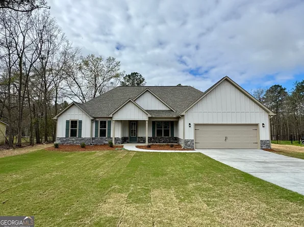 157 Country World Dr, Macon, GA 31211