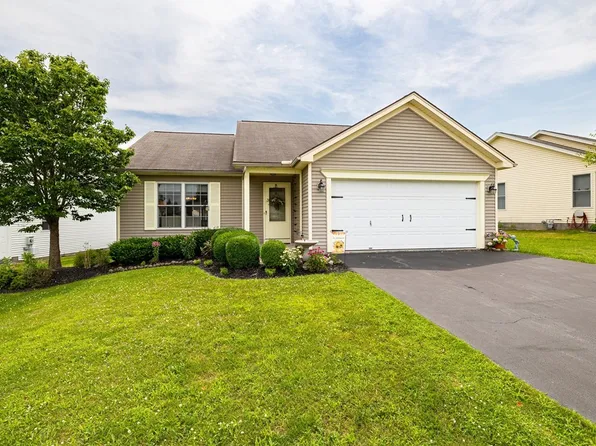 1461 Woodsview Way, Macedon, NY 14502